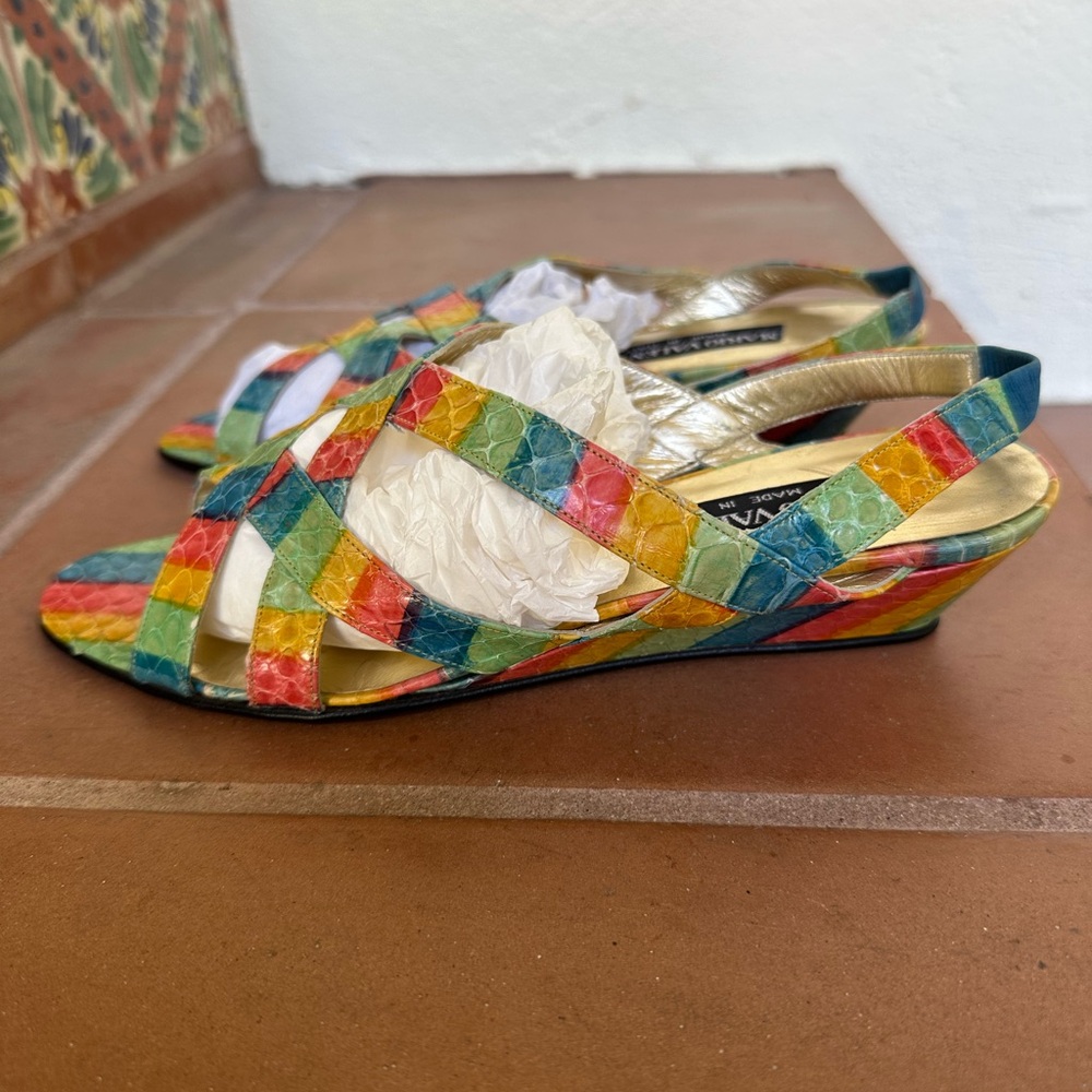 Mario Valentino multi colored snakeskin slingback sandal w/ 1.5” wedge. size 6.5 - Picture 3 of 7